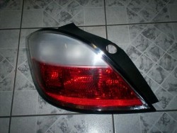 Lampa tylna opel